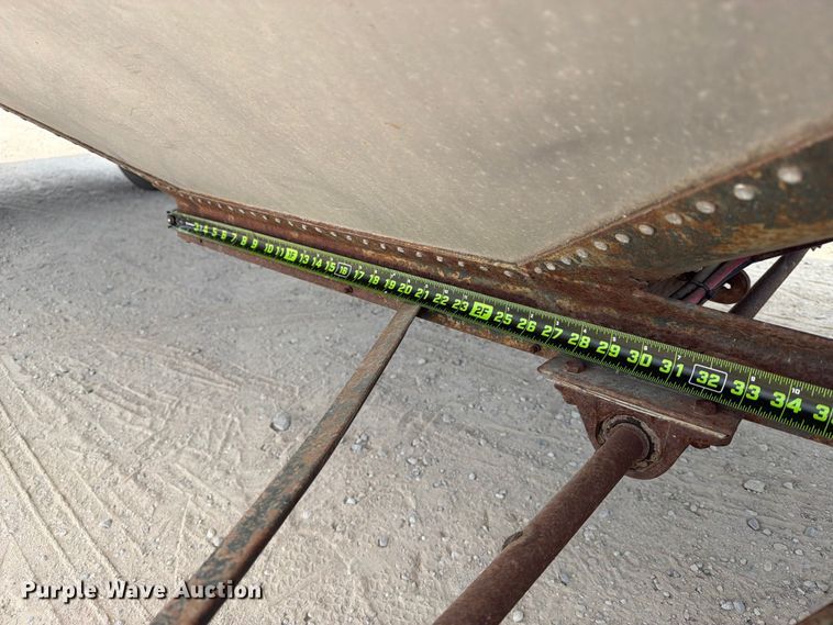 image for item FN2522 Reliance grain trailer