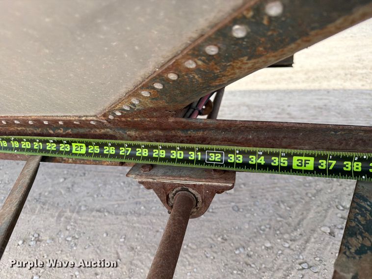 image for item FN2522 Reliance grain trailer