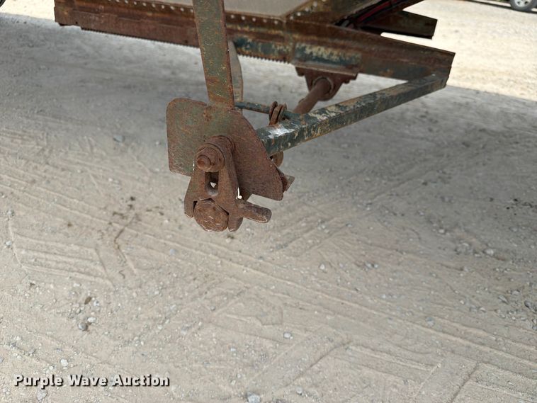 image for item FN2522 Reliance grain trailer