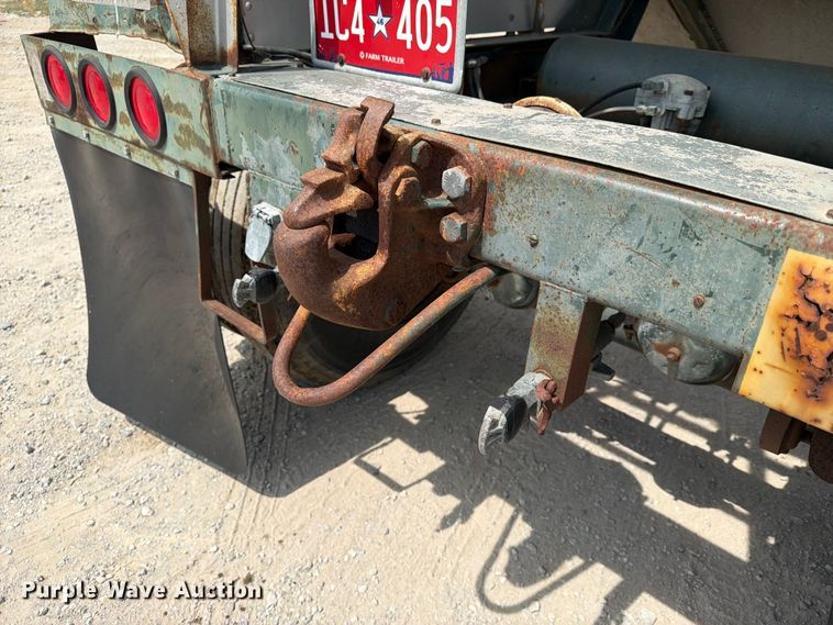 image for item FN2522 Reliance grain trailer