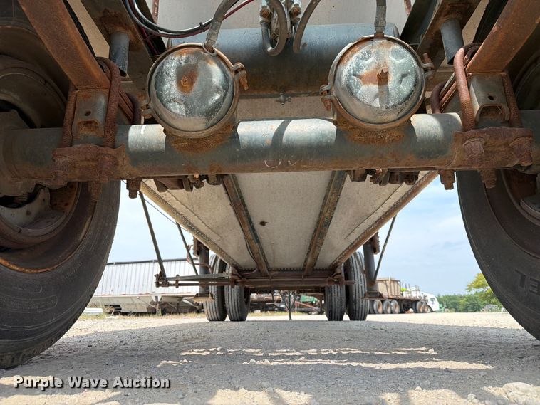 image for item FN2522 Reliance grain trailer