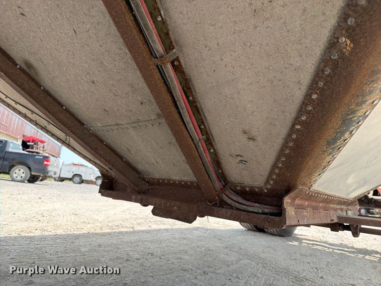 image for item FN2522 Reliance grain trailer