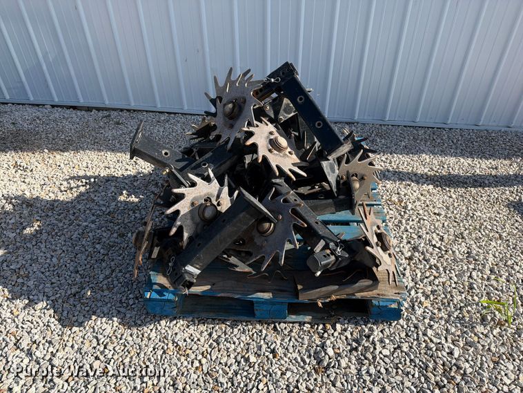image for item FN5760 (12) Groff Ag row cleaners