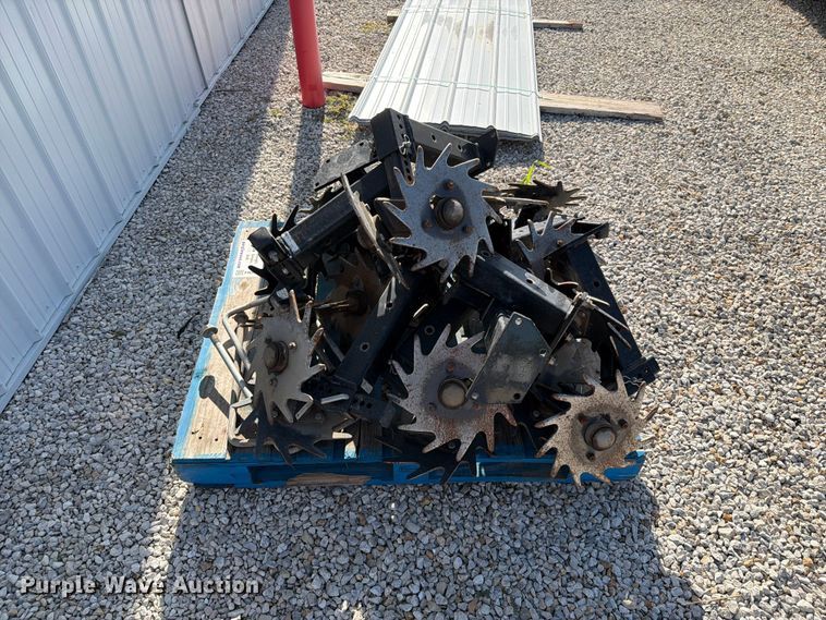 image for item FN5760 (12) Groff Ag row cleaners