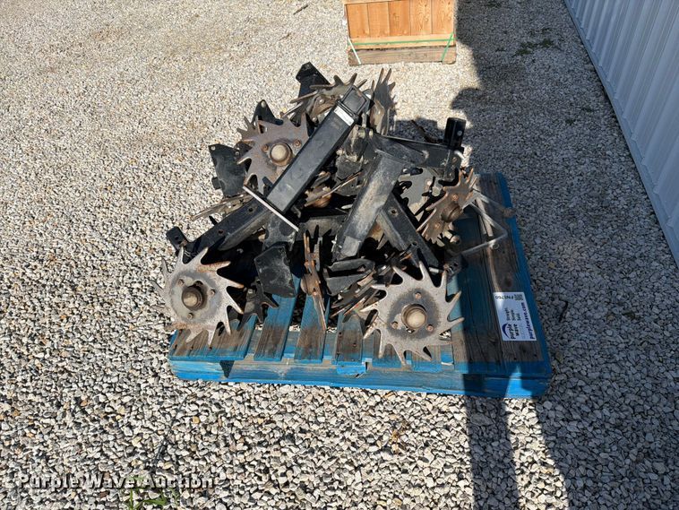 image for item FN5760 (12) Groff Ag row cleaners