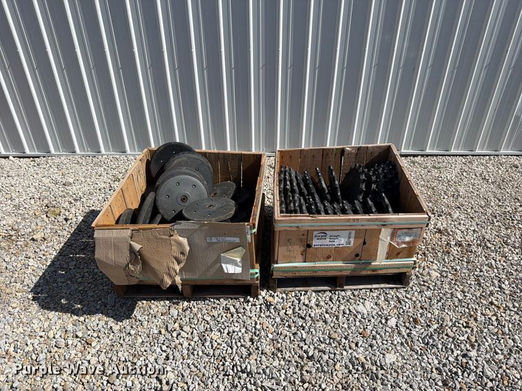image for item FN5761 Planter closing wheels