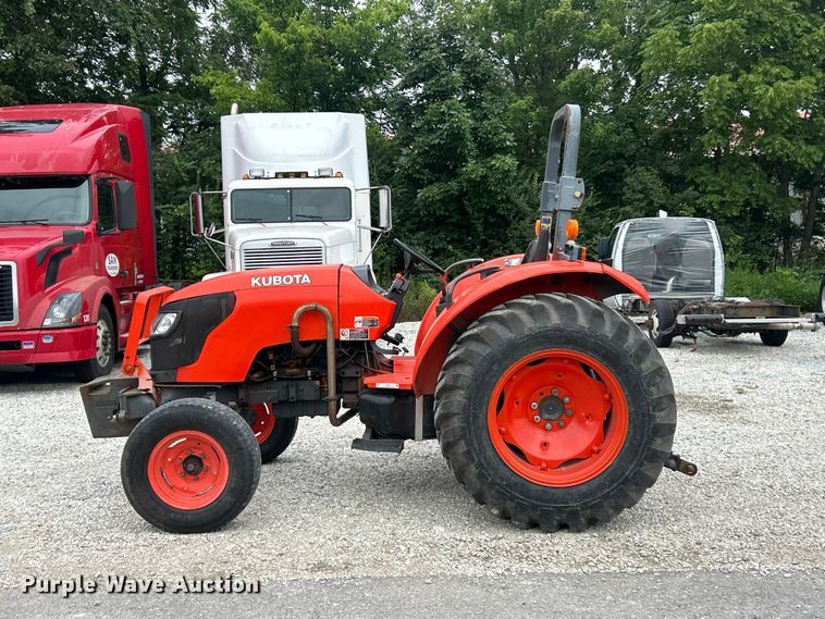 image for item FT6014 Kubota M5040 tractor