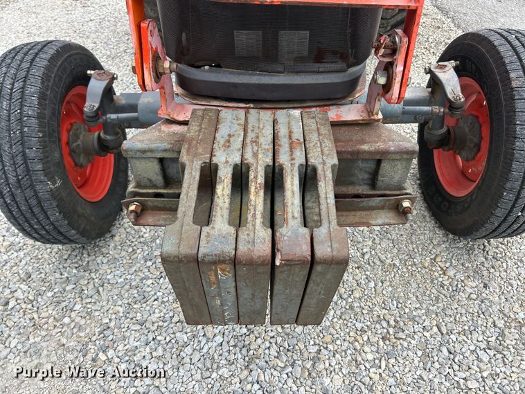 image for item FT6014 Kubota M5040 tractor