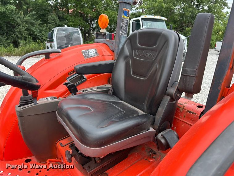 image for item FT6014 Kubota M5040 tractor