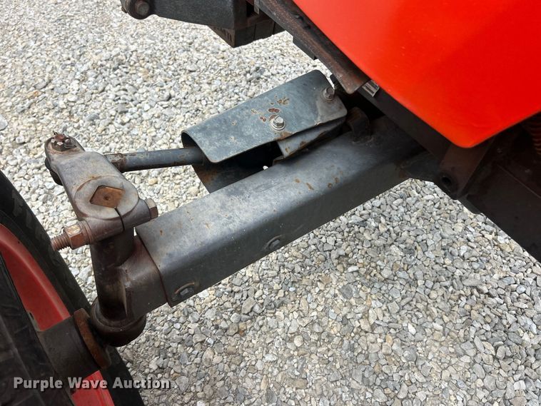 image for item FT6014 Kubota M5040 tractor