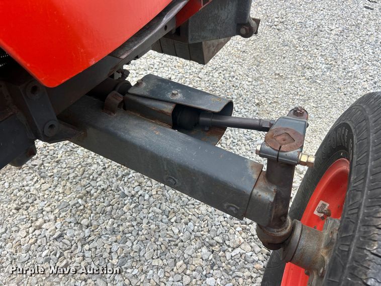 image for item FT6014 Kubota M5040 tractor