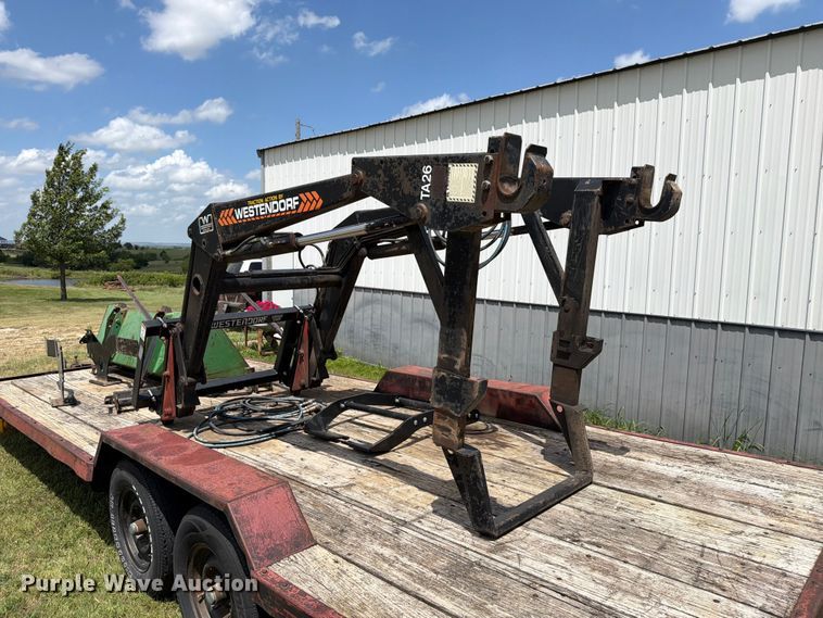 image for item MZ9736 Westendorf TA26 loader