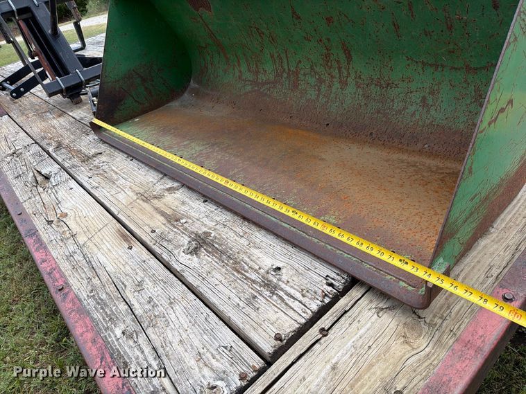 image for item MZ9736 Westendorf TA26 loader