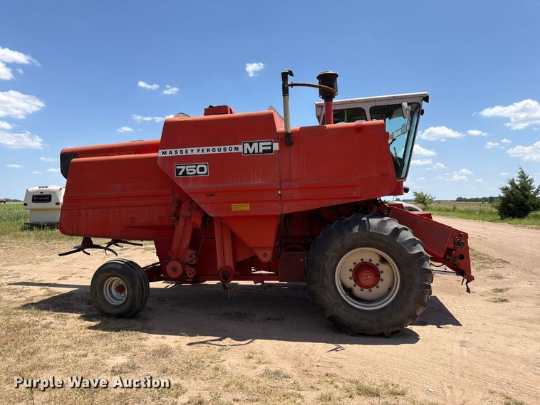 image for item MZ9737 Massey Ferguson 750 combine