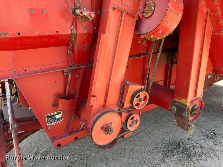image for item MZ9737 Massey Ferguson 750 combine