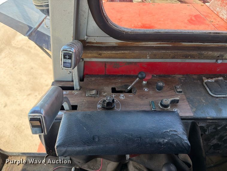 image for item MZ9737 Massey Ferguson 750 combine