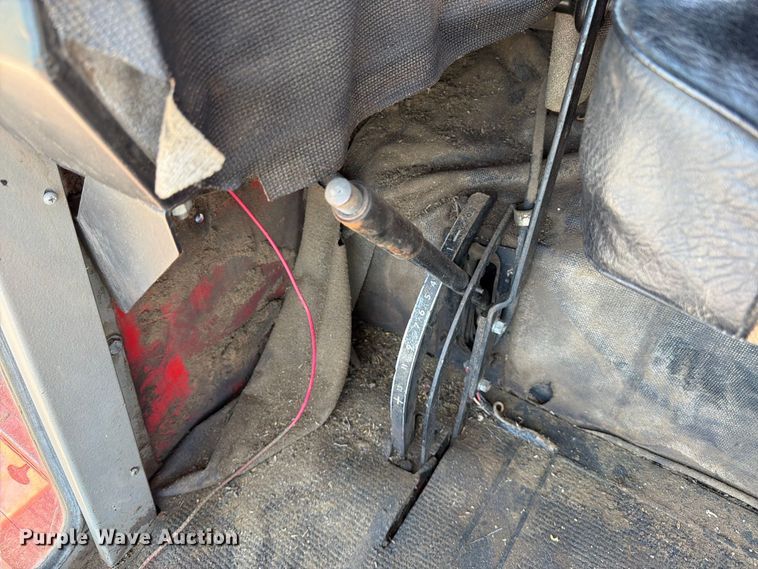 image for item MZ9737 Massey Ferguson 750 combine