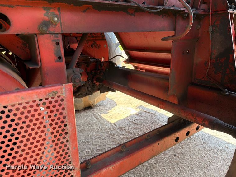 image for item MZ9737 Massey Ferguson 750 combine