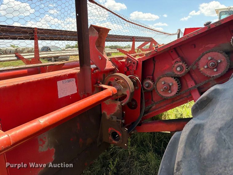 image for item MZ9737 Massey Ferguson 750 combine
