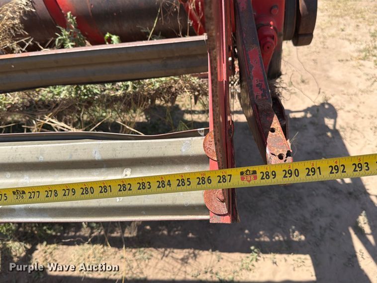 image for item MZ9737 Massey Ferguson 750 combine