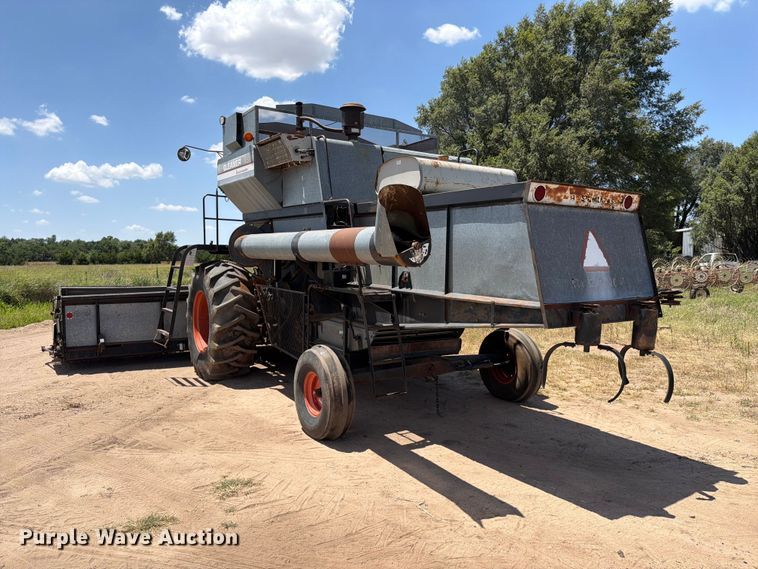 image for item MZ9738 Gleaner L combine
