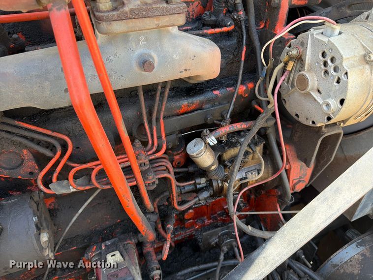 image for item MZ9738 Gleaner L combine