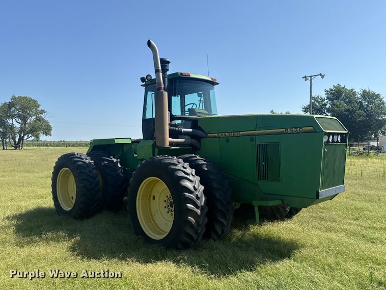 image for item NK9247 1994 John Deere 8570 4WD tractor