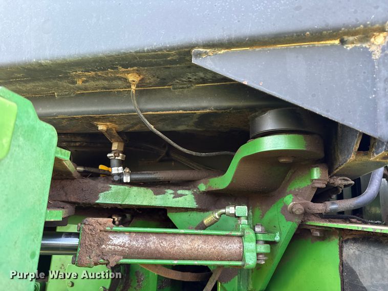 image for item NK9247 1994 John Deere 8570 4WD tractor