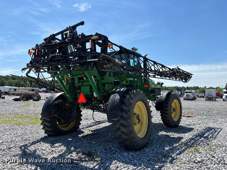 image for item YA3888 2009 John Deere 4730 sprayer