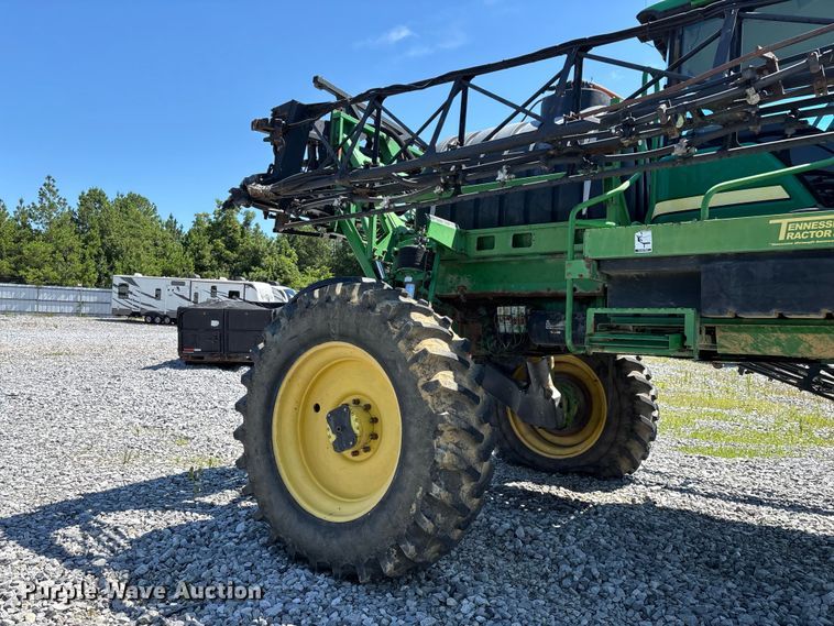 image for item YA3888 2009 John Deere 4730 sprayer