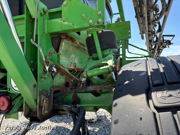 image for item YA3888 2009 John Deere 4730 sprayer