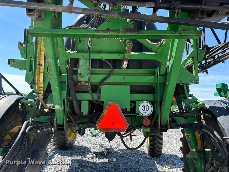 image for item YA3888 2009 John Deere 4730 sprayer