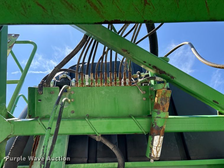 image for item YA3888 2009 John Deere 4730 sprayer