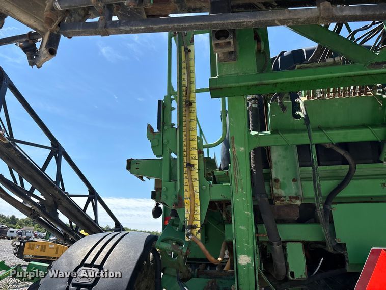 image for item YA3888 2009 John Deere 4730 sprayer