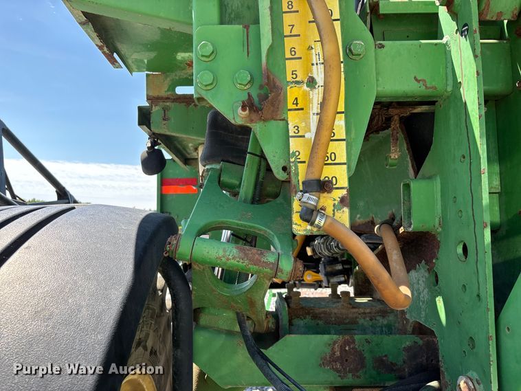 image for item YA3888 2009 John Deere 4730 sprayer
