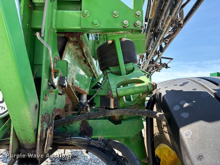 image for item YA3888 2009 John Deere 4730 sprayer