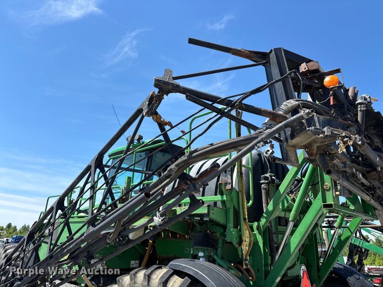 image for item YA3888 2009 John Deere 4730 sprayer