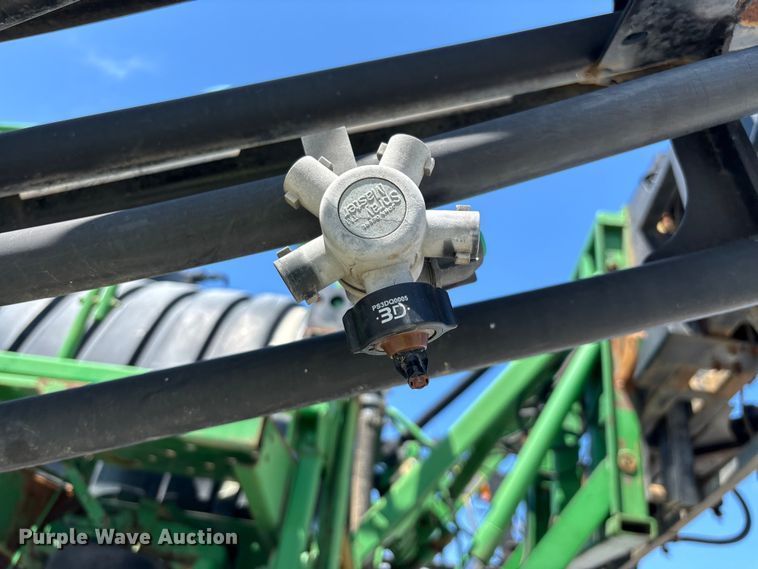 image for item YA3888 2009 John Deere 4730 sprayer