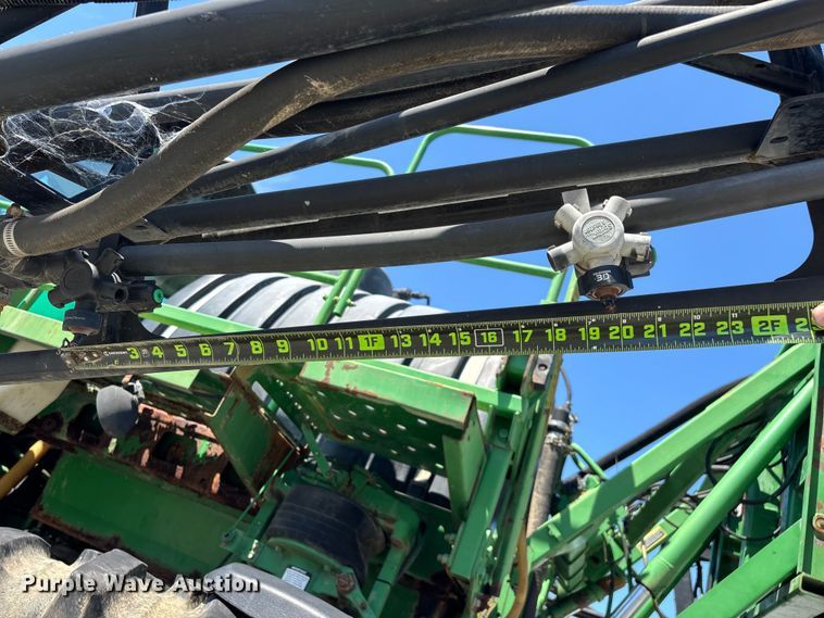image for item YA3888 2009 John Deere 4730 sprayer