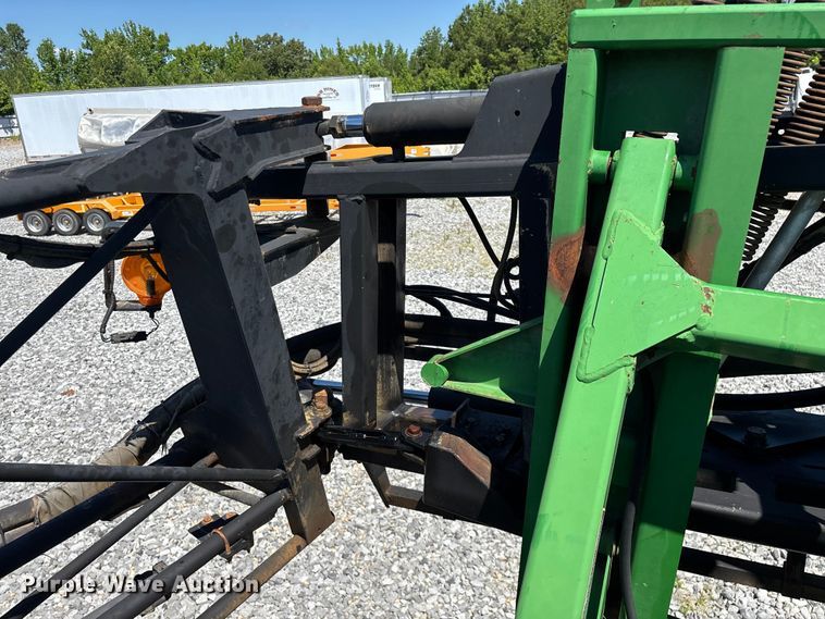 image for item YA3888 2009 John Deere 4730 sprayer
