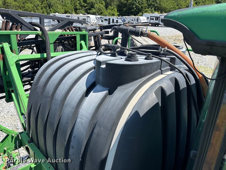 image for item YA3888 2009 John Deere 4730 sprayer