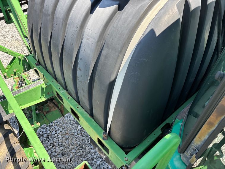 image for item YA3888 2009 John Deere 4730 sprayer