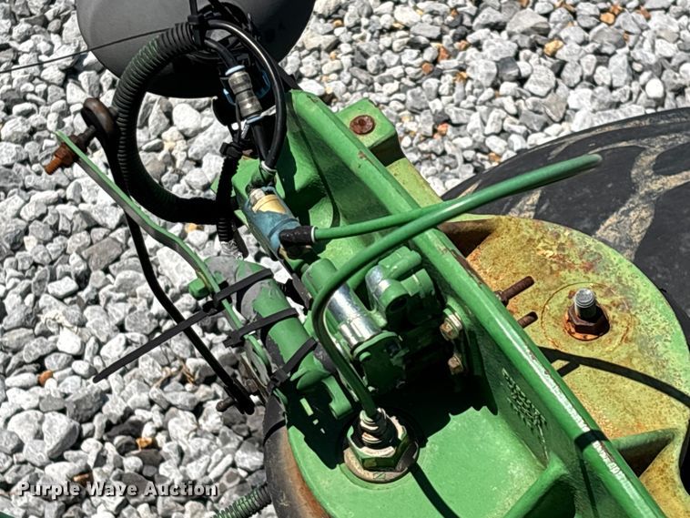 image for item YA3888 2009 John Deere 4730 sprayer