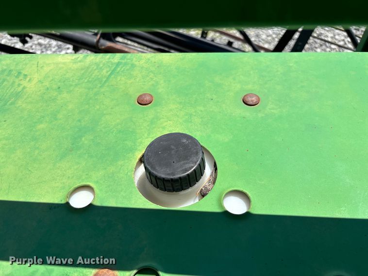 image for item YA3888 2009 John Deere 4730 sprayer