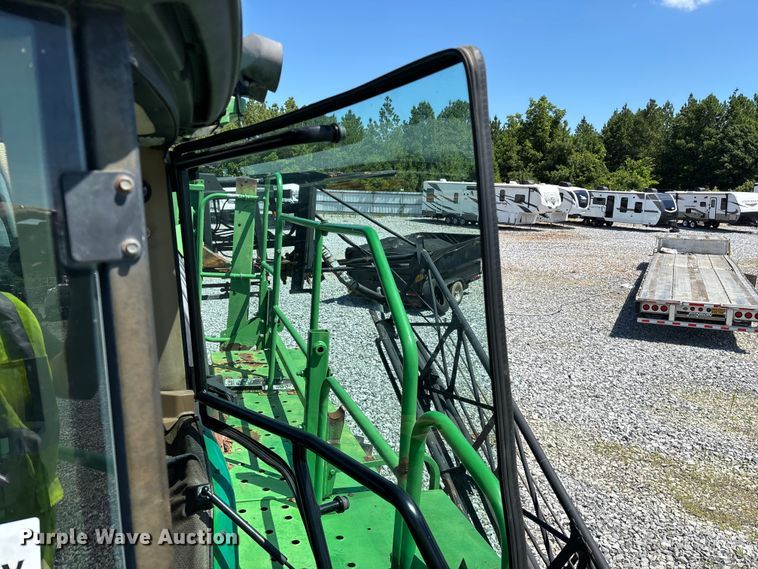 image for item YA3888 2009 John Deere 4730 sprayer