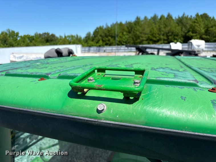 image for item YA3888 2009 John Deere 4730 sprayer