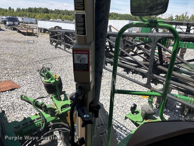 image for item YA3888 2009 John Deere 4730 sprayer