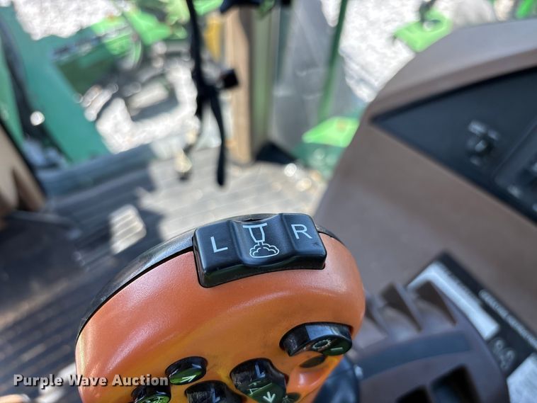 image for item YA3888 2009 John Deere 4730 sprayer
