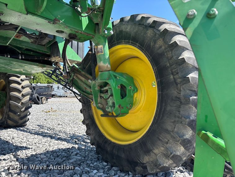 image for item YA3888 2009 John Deere 4730 sprayer
