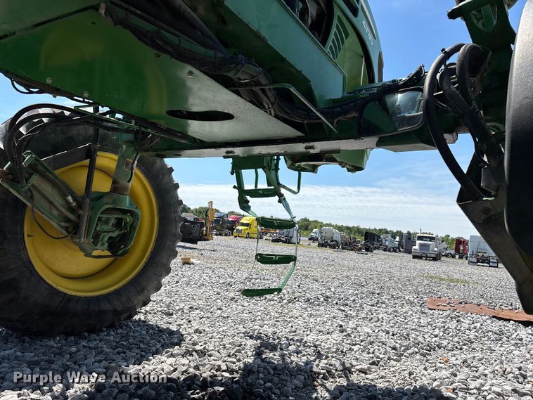 image for item YA3888 2009 John Deere 4730 sprayer
